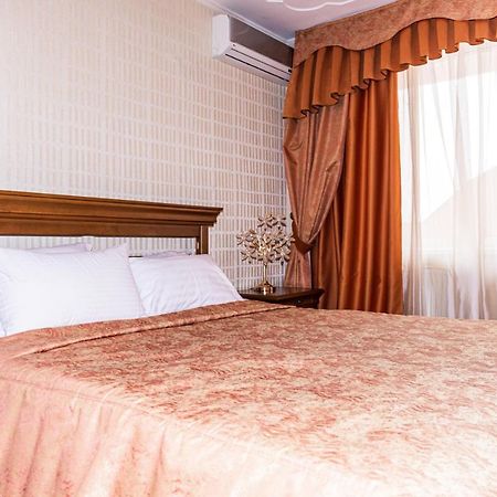 Olymp Hotel Ужгород Экстерьер фото